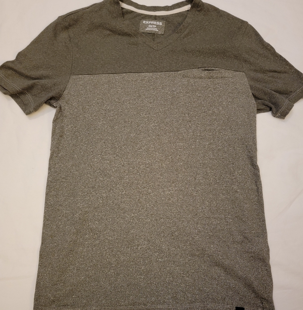 Men's t shirt